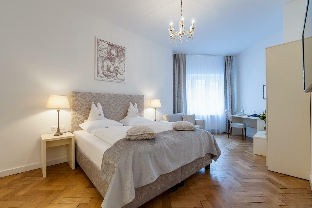 Boutique Hotel Goldenes Lamm Villach Eksteriør bilde